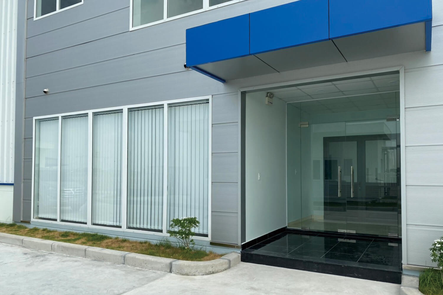 Pipe Processing Technology Institute, Factory